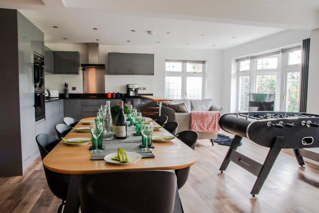 Luxury Central Bmth House With Hot Tub. Stunning! Bournemouth Eksteriør billede